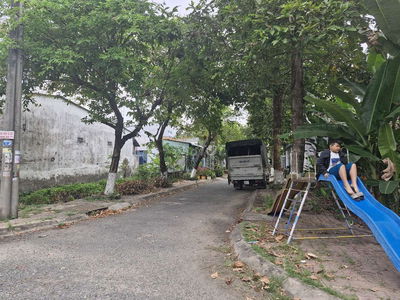 CHO THUÊ ĐẤT KHU VỰC GẦN CHỢ TRƯỜNG AN, TP VĨNH LONG GÓC 2 MẶT TIỀN