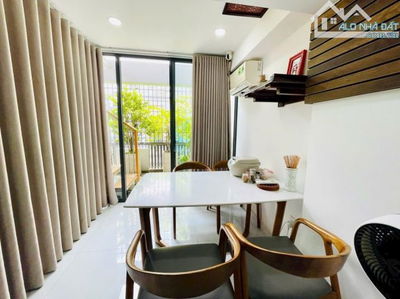 NHÀ HXH THÔNG, XE NGỦ NHÀ, ĐƯỜNG NGUYỄN THIỆN THUẬT, QUẬN 3, 5 TÂNG, GIÁ gần 12 Tỷ