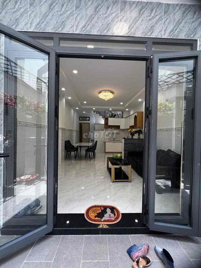 Nhà 2 tầng Trường Chinh, ngay nhà ga T3 Sân bay TSN - sẵn 3PN mới đẹp