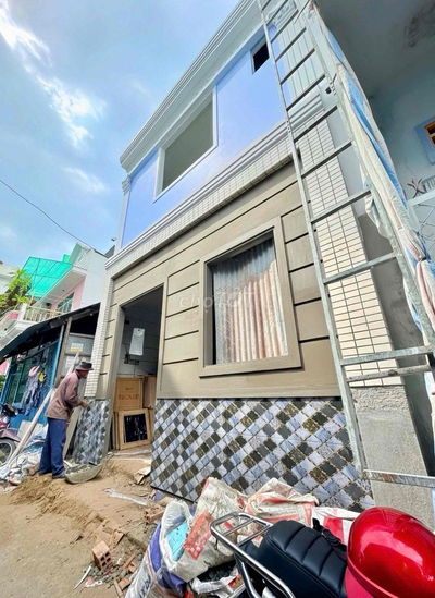 NHÀ LẦU MỚI XÂY VỊ TRÍ TRUNG TÂM QUẬN NINH KIỀU