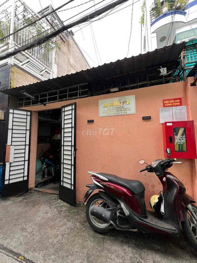 Bán Nhà Đang Kinh Doanh Xưởng May Quận Tân Bình - Sát Sân Bay