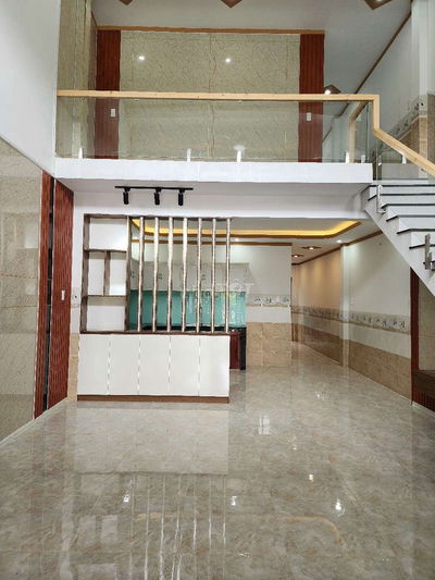 Cần bán nhà sổ riêng thổ cư ngay cổng công ty chángin