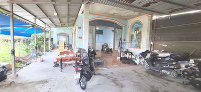 Cần bán nhà mt đường Tân Liễu Qui Đức BC