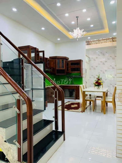 Bán nhà đường 44 4x20 3 lầu 1t mới 100%