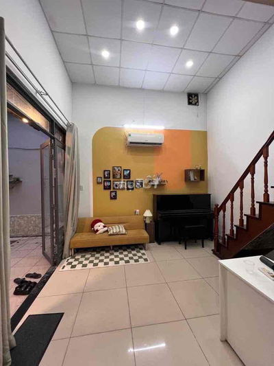 nhà 2 PHÒNG NGỦ 4x10 LÝ Chính Thắng. hẻm Xe Hơi