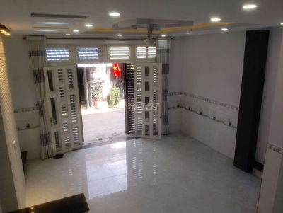 Nhà đẹp 3 phòng ngủ . 55m2 đất . Phường 17 Gò Vấp