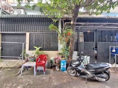 Nhà cấp 4 gác lửng gần làng đại học quốc gia p. Đông Hòa Tp. Dĩ An