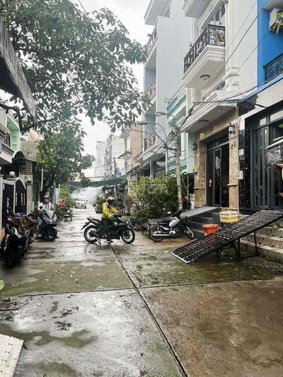 HẺM NHƯ MẶT TIỀN 10M 2 TẦNG 53M2 (4.4X12M) NGAY AN DƯƠNG VƯƠNG GIÁP Q6