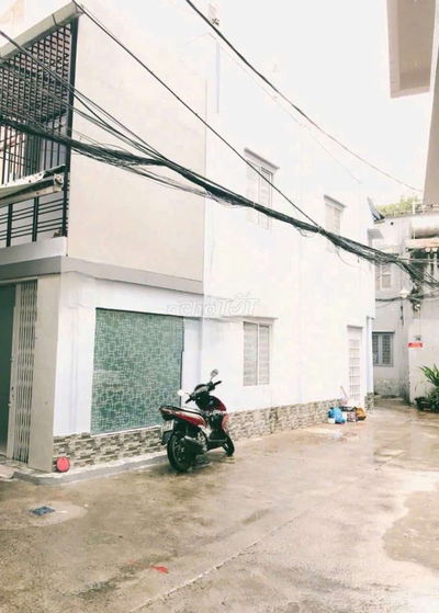 Cho thuê nhà nguyên căn.Đường Cách Mạng Tháng Tám.Phường 13.Quận 10.