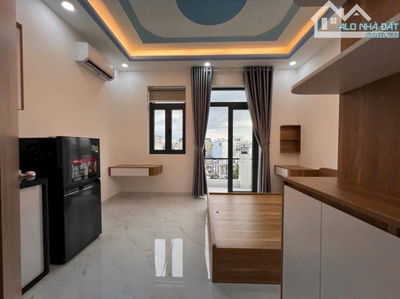 Nhỉnh 13tỷ mua ngay CHDV 23 phòng mới đang khoán 76tr/th, DT 5X20M, HXH Sát bên Emart