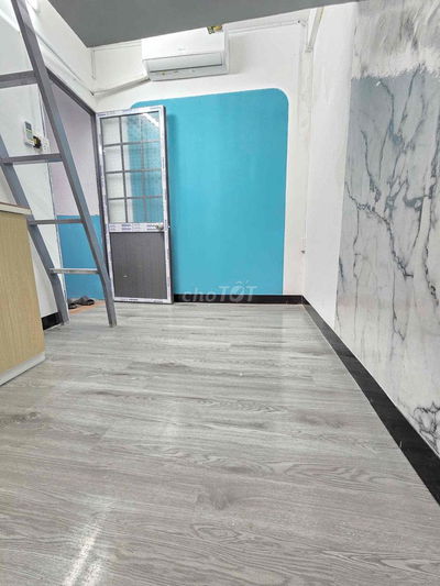 Phòng Trọ giá rẻ phú nhuận mặt tiền đường 3.300k trống sẳn ở luôn