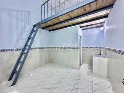 PHÒNG TRỌ GIÁ RẺ GÁC CAO 2M- FREE PHÍ DỊCH VỤ MẶT TIỀN ĐƯỜNG- AN NINH