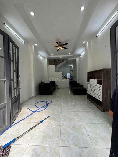 NHÀ CHO THUÊ MT đường nội bộ 8m thông Gò Dầu mới 99%