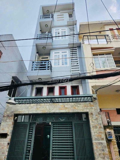 ĐỊNH CƯ BÁN GẤP – CHDV 5 TẦNG – 9PN/11WC - thu 35tr/th HUỲNH VĂN BÁNH