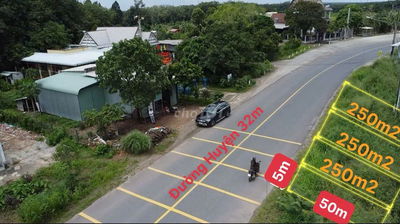 NGỘP- Mặt Tiền Đường Nhựa DH Rộng 32m 283m2 550tr Kinh Doanh Được Ngay