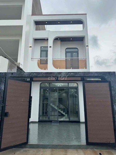 BÁN NHÀ 1 TRÊT 1 LẦU MỚI XÂY - NỘI THẤT CAO CẤP