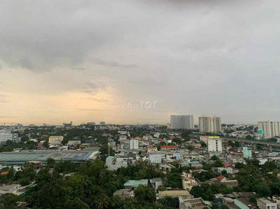 cho thuê căn hộ lavita chamr 2 pn+ 1 ml+ 1 máy nóng lamh+ rem