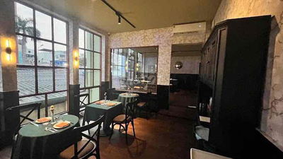 ➢VILLA CMT8 ngay NTMK Quận 3 ➢ DT: 15x15 trệt 1 lầu , kiểu villa xưa r