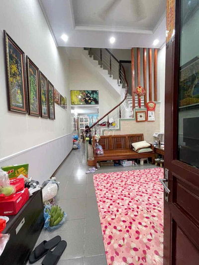 hàng hiêm .bán nhà kim giang