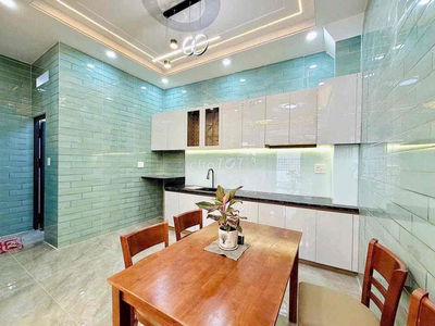 🏦 Nhà mới đẹp NC nup hẻm 162 Nguyễn Duy Cung P12