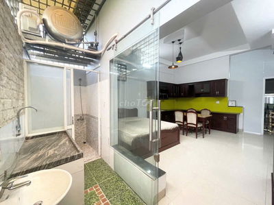 Rộng 50m2 Gian sau rộng thoáng Bếp lớn Full nội thất