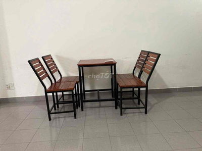 CHO THUÊ PHONG Ở NGAY MT ĐƯỜNG NTS BỆNH VIỆN 175 .