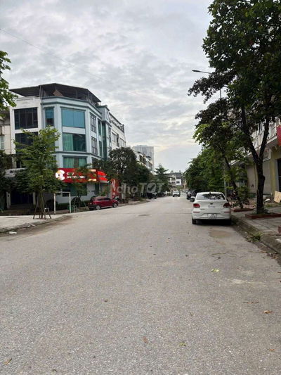 Bán nhà Liền kề Văn phú 5 tầng 75m nhỉnh 17.5 tỷ