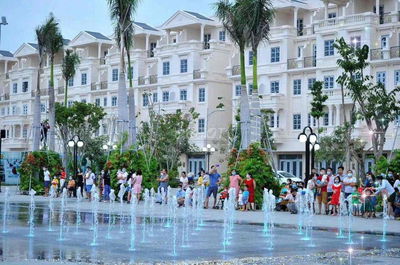 Nhà MT có thang máy khu Vip City Land - Gần Trục Phan Văn Trị