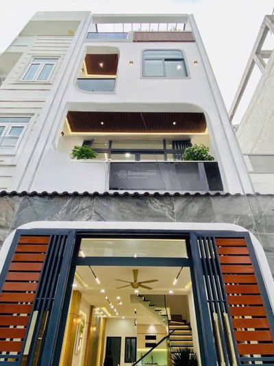 Cắt lỗ bán gấp nhà 60m2, giá 2 tỷ 850 triệu Nguyễn Thượng Hiền, P5, Bình Thạnh. Cho thuê 16tr/tháng