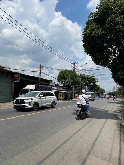 Giảm 300 Triệu Mặt tiền lê văn khương ngan  4x26 giá 8ty800