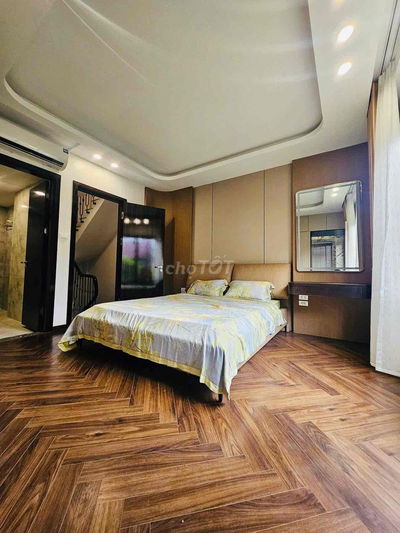 Nhỉnh 9 tỷ nhà Yên Hoà diện tích 45m2 x 4 tầng ngõ rộng kinh doanh đỉn