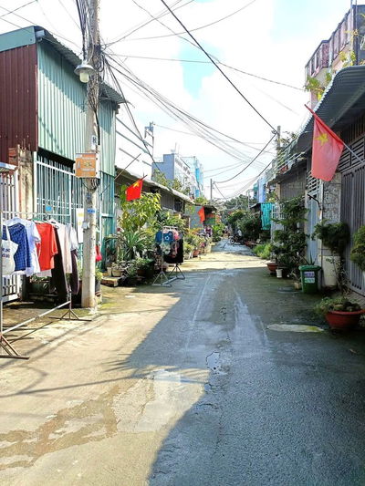 KẸT TIỀN BÁN GẤP LÔ ĐẤT 4X 27M ĐƯỜNG THÔNG XTT HM