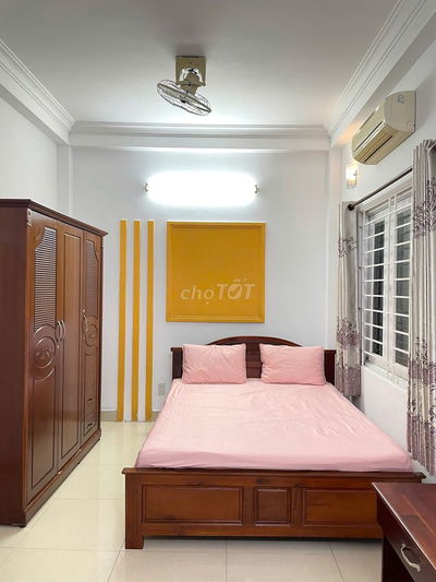 Phòng trọ 18m2 đường Nguyễn Thị Minh Khai, Quận 1