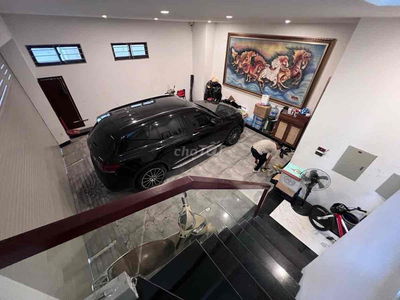 Bán nhà Trần Quang Diệu 67m², 7 tầng thang máy -33.5 tỷ mt 6m, gara .