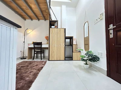 Phòng gác lửng- đầy đủ nội thất- đường Lâm Văn Bền
