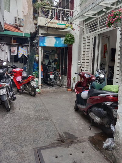 Nhàt trệt lầu hẻm 159 Trần Văn đang p11Q3, dt 2,3x7m