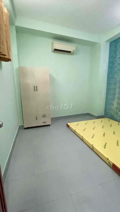 Phòng trọ giá rẻ tiện nghi Q1
