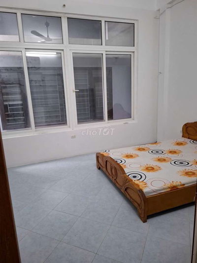 Cho thuê nhà 5 ngõ 80 Chùa Bộc