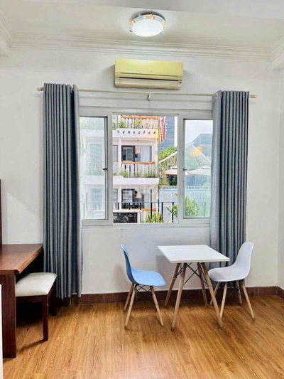 Phòng CMT8 giáp tân bình