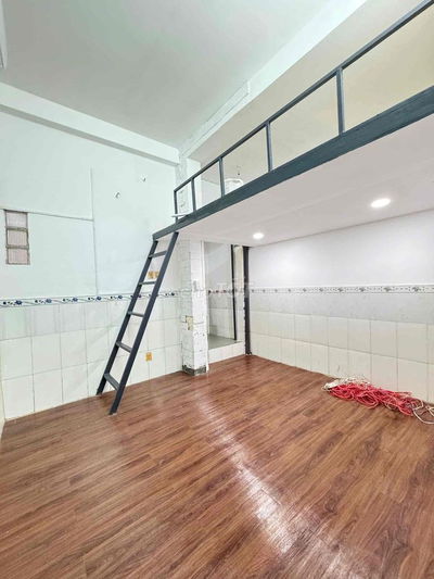 Phòng đẹp. ngay mặt tiền. giá sinh viên.