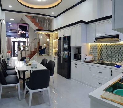 Bán nhà CMT8, P.5, Tân Bình – DT 4.3x13m (CN 51m²), 2 Tầng –  6 Tỷ TL