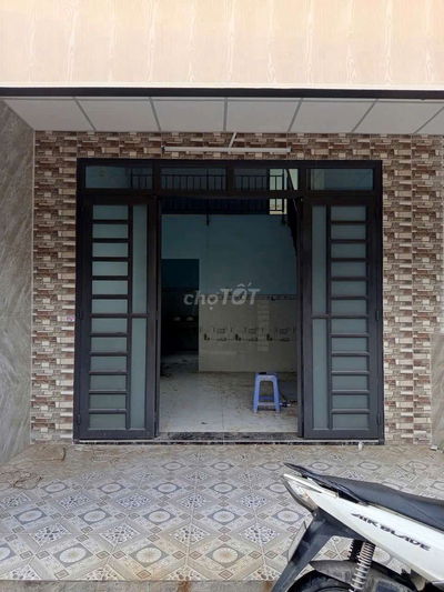 Nhà ngay ngã 3 Lò Lu, Q9,  dt 40m2, giá 1.2 tỷ