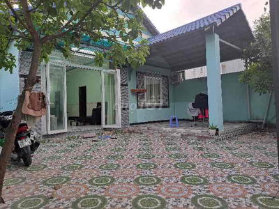 nhà 2 tầng,4pn.4wc