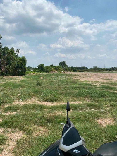 Bán 5928m2 đất mặt tiền sông giá 31 tỷ