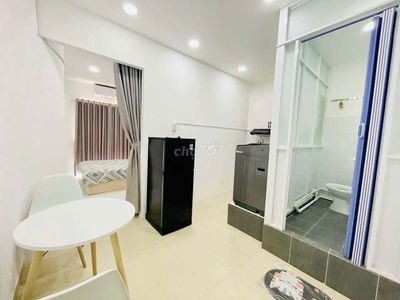 1PN - Tách Bếp - Balcon Full Nội Thất - Trục Cao Thắng Quận 10 Quận 3
