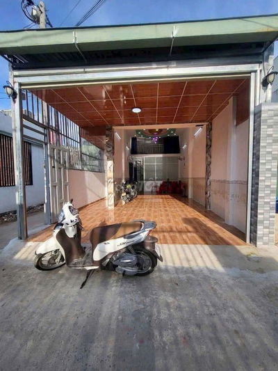 Nhà cho thuê 5×16 hẻm 1 xẹc đường Huỳnh Thị Hai hẻm 4m, có gác lửng