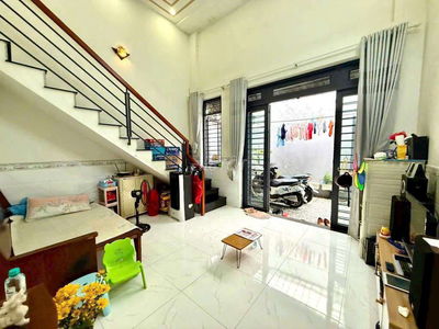 Nhà 2 tầng 67m2, 2 PN, Khu dân trí cao, trần Thị cờ Q12 chỉnhỉnh 3 tỷ