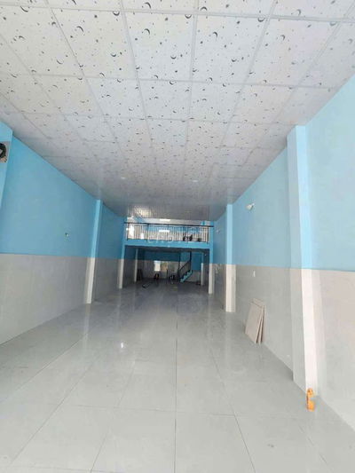 Nhà mới mặt tiền nhánh thuận tiện kd tạp hóa, giăt sấy ,vp,kho