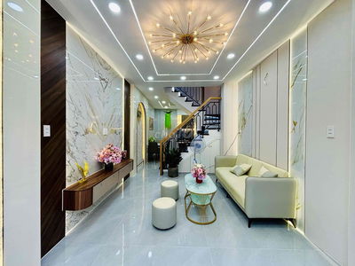 NHÀ ĐẸP HƠN HÌNH XE HƠI TỚI CỬA 3 TẦNG 3 NGỦ MỚI KENG GẦN GA T3