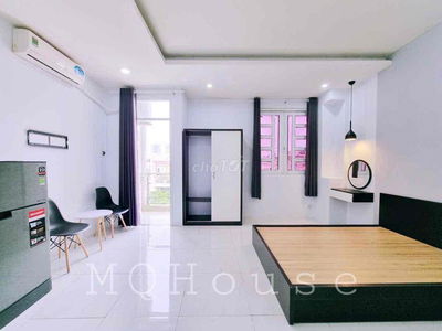 Cho Thuê Studio Balcon 30m2 Thang Máy Đi Bộ ĐH Kinh Tế UEH Quận 10